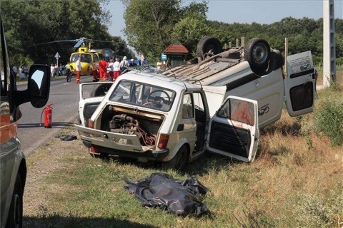 baleset (ingyenes, )