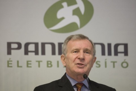 járai zsigmond (pannónia biztosító)