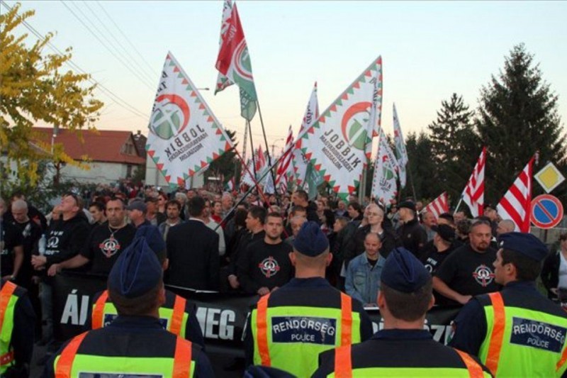 jobbik-demonstráció-kerecsend (ingyenes, kerecsendi tüntetés, )