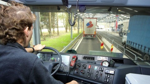 kamionsofor(210x140)(2).jpg (kamionsofőr, kamionos, )