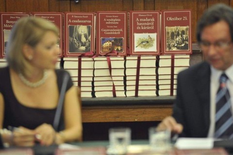 nemzeti könyvtár-sorozat (ingyenes, )