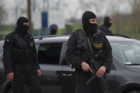 terrorelharitok(210x140)(5).jpg (tek, terrorelhárítás, )