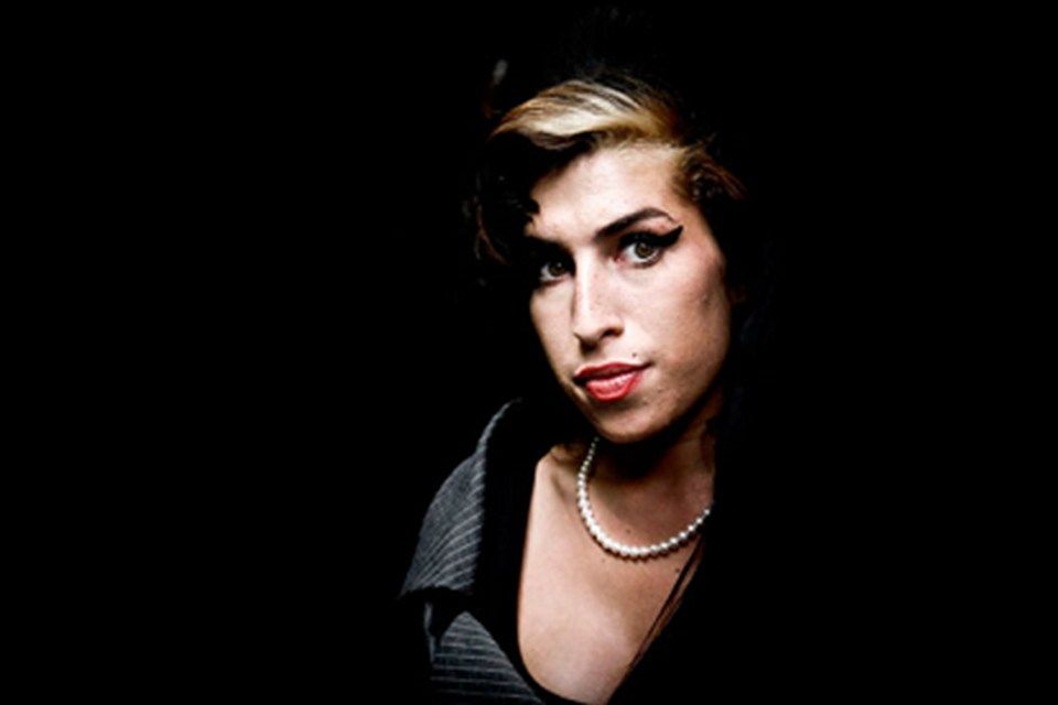Amy-Winehouse(960x640)(1).jpg (amy winehouse, )
