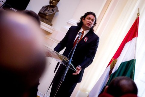 Deutsch Tamás (deutsch tamás, )