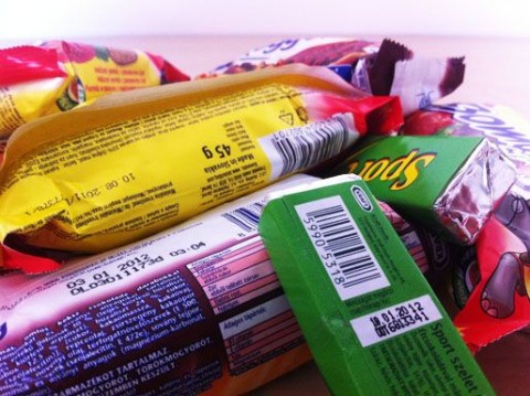 Lejárt szavatosságú termékek (szavatosság, édesség, piac)