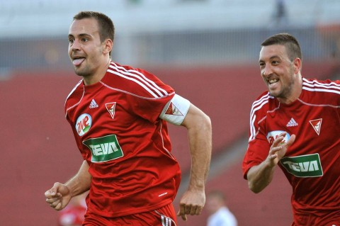 Szakály Péter (szakály péter, )