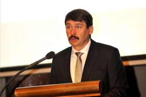 áder jános (ingyenes, )