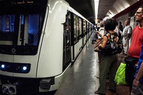 alstom-metro(1)(960x640).jpg (alstom, m2, metró, bkv, )