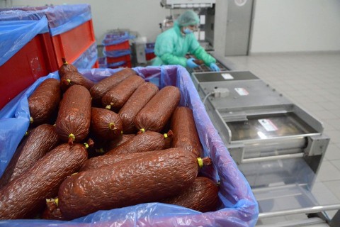 elelmiszer(210x140)(1).jpg (élelmiszer, kolbász)