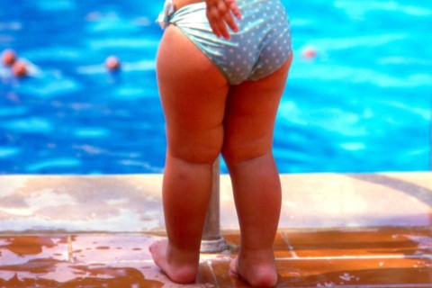 kislány-medence (kislány, medence, )