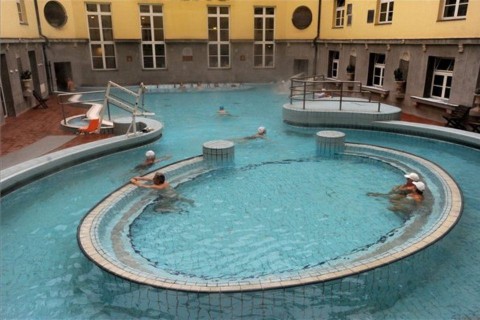 lukács gyógyfürdő (ingyenes, )