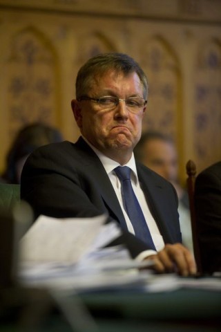 matolcsy-gyorgy(210x140)(1).jpg (matolcsy györgy morfondírozik)