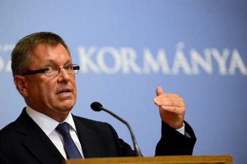 matolcsy(1)(210x140)(1).jpg (matolcsy)