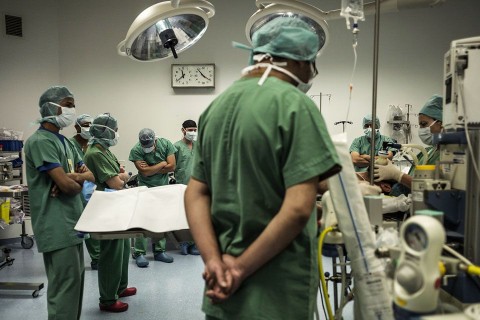 muto(210x140)(1).jpg (műtő, orvos, kórház)