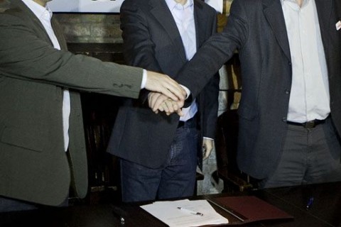 összefogás (összefogás, kéz, )