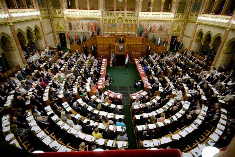 parlament (parlament, ülésterem, TNOR)