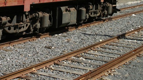 sín (sínek, vágány, )