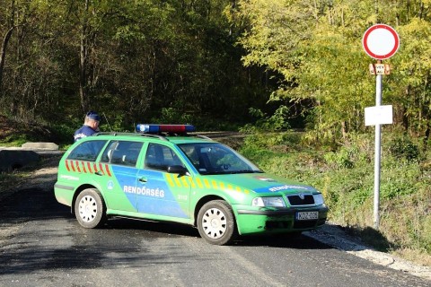 szita bence-gyiilkosság helyszíne (ingyenes, útlezárás Sántos határában)
