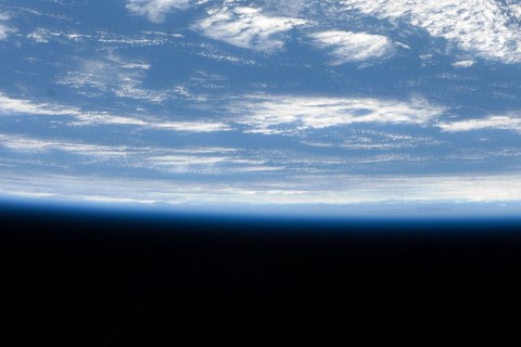 világűr (világűr, )