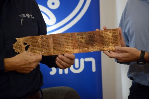 Holt-tengeri tekercsek tízparancsolat (Holt-tengeri tekercsek, másolat, tízparancsolat,)