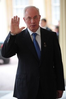 Mikola Azarov  (mikola azarov,)