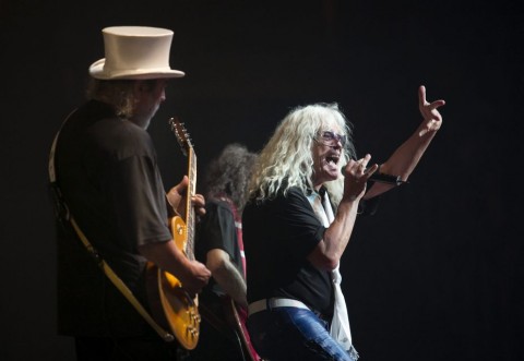 Omega (omega, kóbor jános)