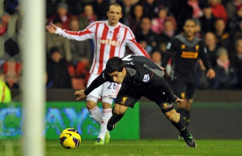 Suarez (suarez, luis suarez, liverpool, liverpool fc, stoke city)