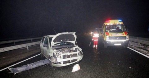 baleset csúszós úton (ingyenes, )