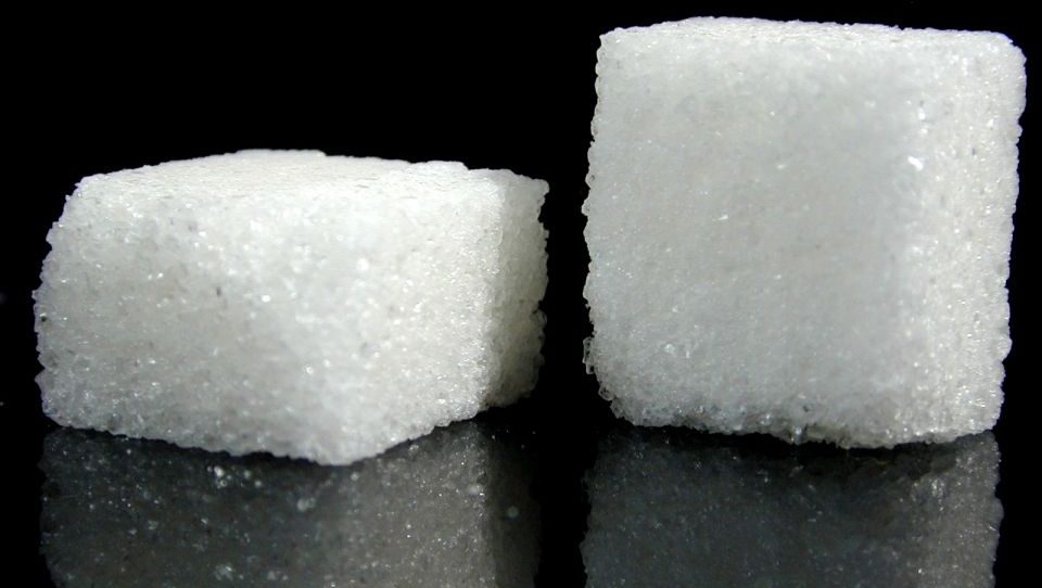 cukor (cukor, )