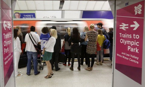 londoni-metro(210x140)(1).jpg (londoni metró, )