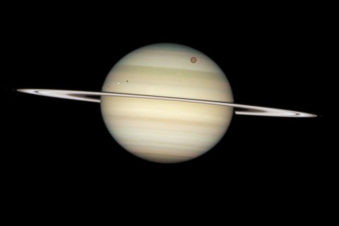 szaturnusz és holdjai (szaturnusz holdjai, titán, )