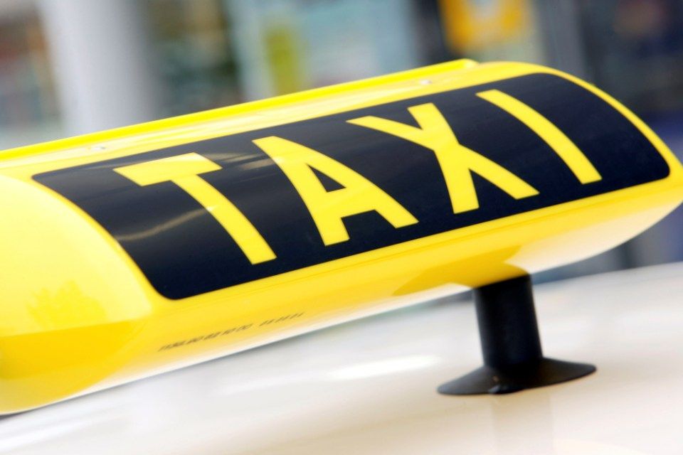 taxi(210x140)(1).jpg (taxi, )