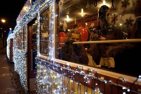 villamos (villamos, )