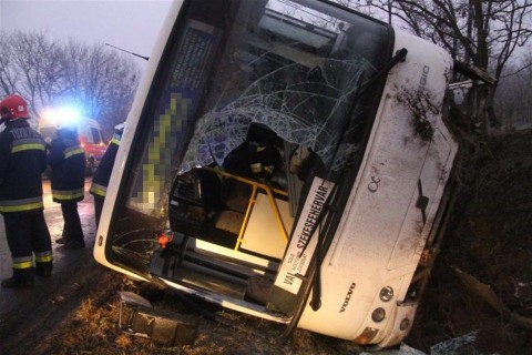 Buszbaleset(960x640).jpg (Buszbaleset)