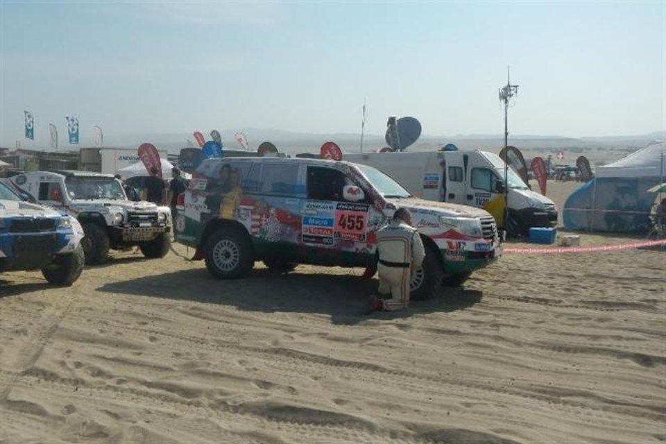Sandlander-Dakar-Team(960x640).jpg (sandlander dakar team, sebestyén sándor, )