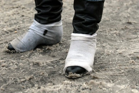 onos-eso(1)(960x640)(2).jpg (ónos eső, csúszik, csúszós)