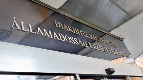 Allamadossag(210x140)(1).jpg (államadósság)