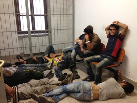 Hatarsertok-Szegeden(960x640)(6).jpg (Határsértők Szegeden)