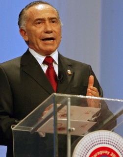 Lino Cesar Oviedo (Lino Cesar Oviedo)