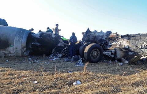 Repülőszerencsétlenség (repülőszerencsétlenség, )