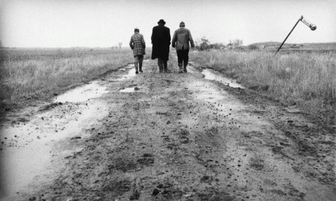 Sátántangó (sátántangó)