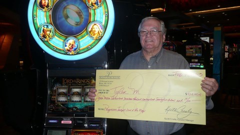 Tyler Morris (kaszinó, főnyeremény, )