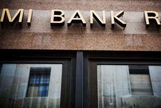 bank (bank, )