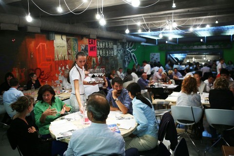 étterem (étterem, felszolgáló, )