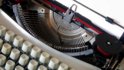 írógép (írógép, )