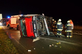 kamionbaleset (kamionbaleset, )