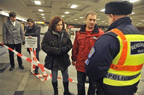 kordon a Blahán (kordon, hajléktalan, Blaha)