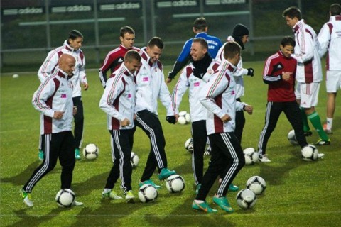 magyar labdarúgó válogatott edzése (ingyenes, )