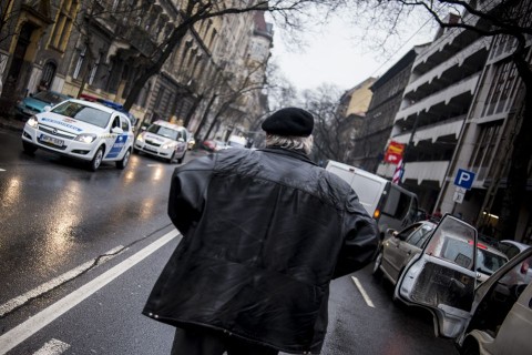 tüntetés a devizahitelek miatt (devizahitel, )