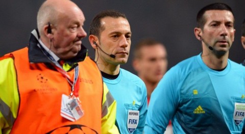 Cuneyt Cakir (Cuneyt Cakir)